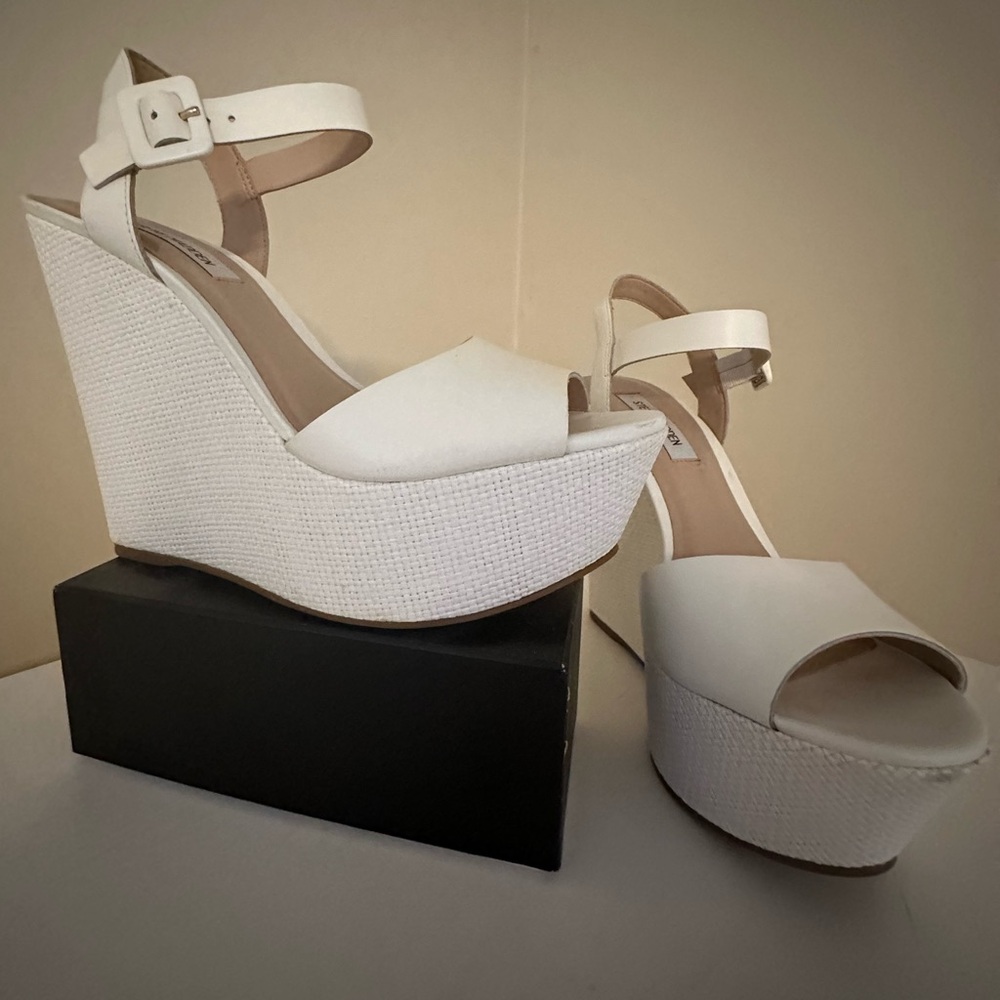 Steve Madden White Wedge Sandals